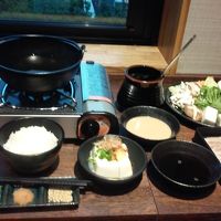 夕飯はホテル内レストランで個別注文。