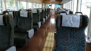 夏休みの間は、「たんばらラベンダー号」として上野から沼田まで往復する運用が多いです