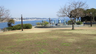 海風に吹かれながらの散策は気持ち良いです。