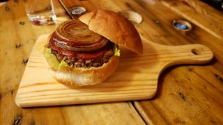 ヤマハナハンバーガーマサ 