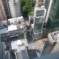 高いのも低いのもビルが乱立しているのがよく分かる