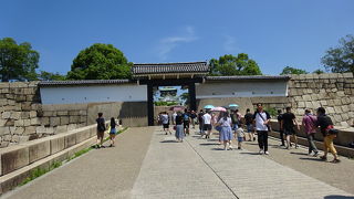 重要文化財の門