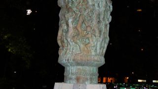 見事な彫刻です