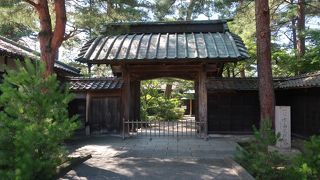 豪農の暮らしぶりが見て取れる邸宅