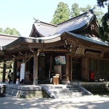 拝殿