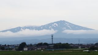 晴れた日には遠くからも見えます