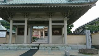 土方歳三の供養碑