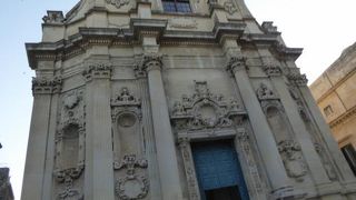 最高級ホテル「「Risorgimento Resort」の隣にあります