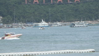 パタヤのドルフィンサークルからウォーキングストリートの間に、パタヤビーチがあります。