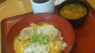 カツ丼オイシイ