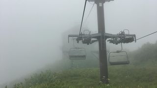 ゴンドラとリフトを乗り継ぐ