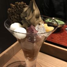 ほうじ茶パフェ￥900