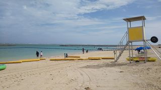 安心・便利なビーチ