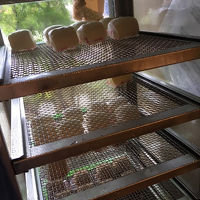 こちら、食べてみると中に何も入っていません（笑）