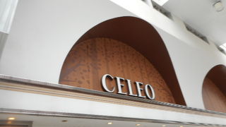 ケーキやパンを