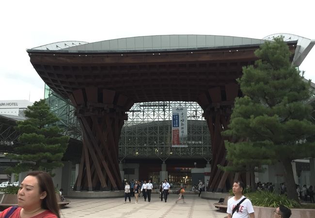 北鉄金沢駅