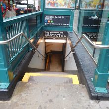 Lexington Av.-53 St.駅の入り口