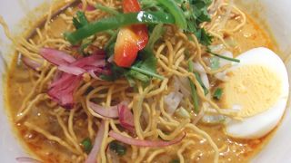 大好物のカオソーイでランチ