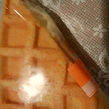 ワッフルは個包装で手土産にもぴったり