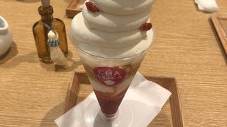 美味しいパフェが食べれます