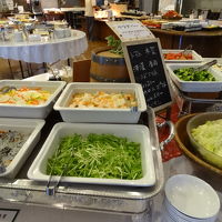 夕食　メニューがずらっと並んでいます