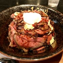 ローストビーフ丼！
