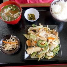 野菜チャンプルー定食950円