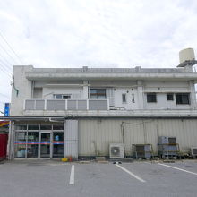 スーパー川満