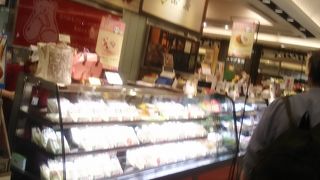 ミックスサンドなども新鮮な野菜と生卵など色々な組み合わせがあって美味しい。