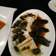 ピータン豆腐450円は酒のつまみによく合います