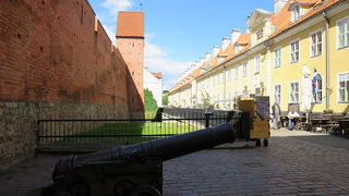 かつての姿を想像しながら見学