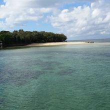 透明度の高い海