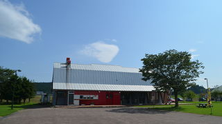 チェコ製醸造施設で作る地ビール