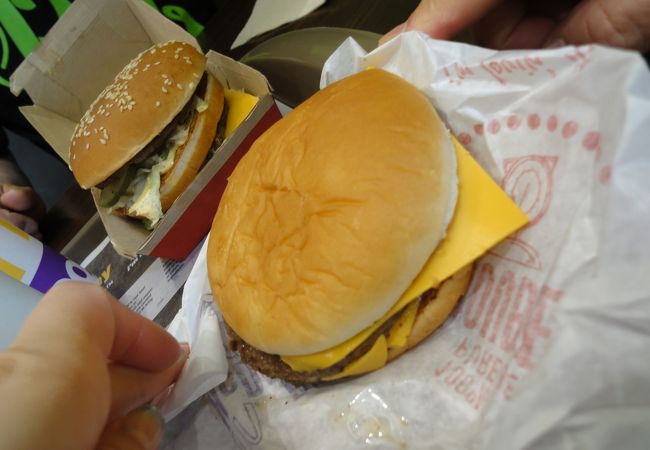 マクドナルド (アラモアナ センター店)