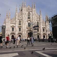 地下鉄からすぐ