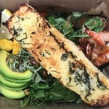 ジャンボシュリンプサラダです。