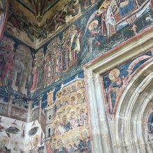 中のフラスコ画も綺麗