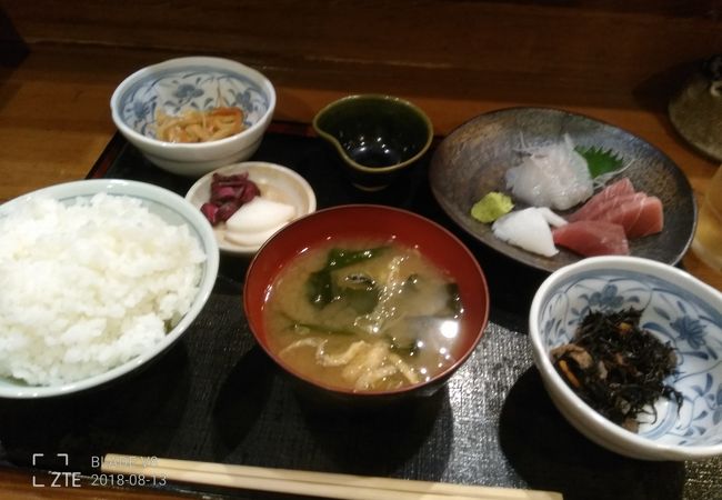 小さな居酒屋