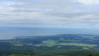 広々とした駐車場完備