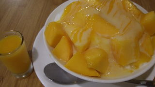 コンデンスミルクじゃないので、マンゴーの味が楽しめます