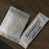 アメニティにこんな配慮初めてです。女性のナプキン、つまようじ