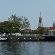 「デルフトの眺望」が描かれた場所から見た現在の眺望