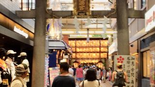 錦市場の東端にある錦の天神さん