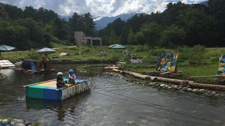 水遊びで涼しく