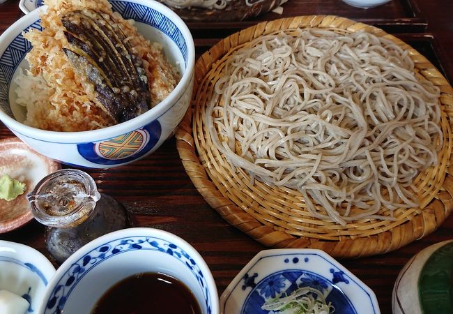 蕎麦切り 稲おか