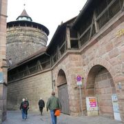 2016年　9月　Stadtmauer von N&uuml;rnberg　ニュンベルクの市壁　心の安らぎ旅行♪