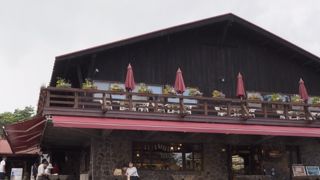 雑貨などもあるお土産やさん