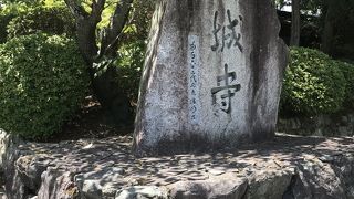 琵琶湖が眺望できる観音堂で西国三十三所の御朱印を。