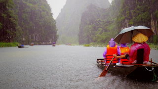 豪雨のボートツアー