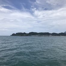 船の中から見える開聞岳